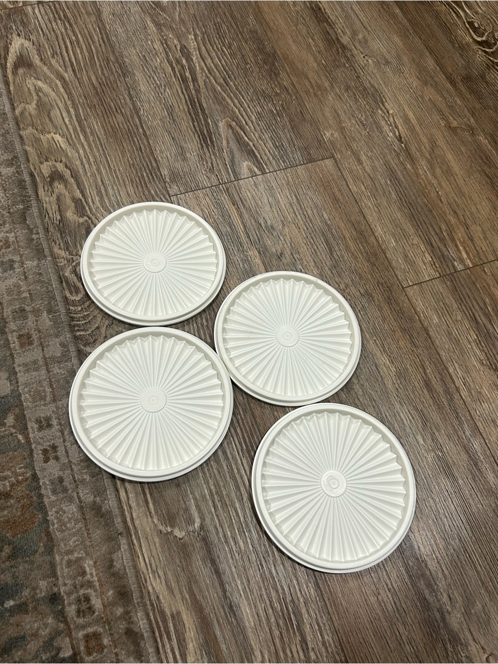 Tupperware lids - 4